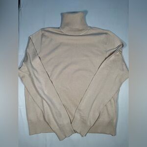 Zara Women's Turtleneck Sweater in Cream